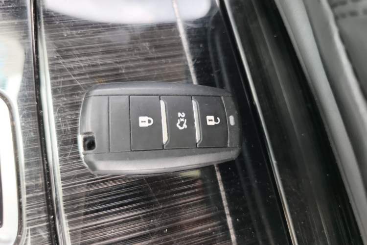 Used CHANGAN CS75 2018 280T Automatic Smart Edition China V-standard Interior 1