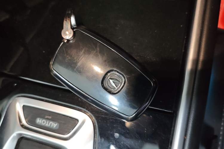 Used CHANGAN CS75 2018 280T Automatic Smart Edition China V-standard Interior 1