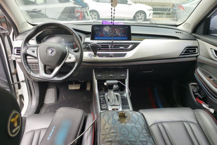 Used CHANGAN CS75 2018 280T Automatic Smart Edition China V-standard Interior 2