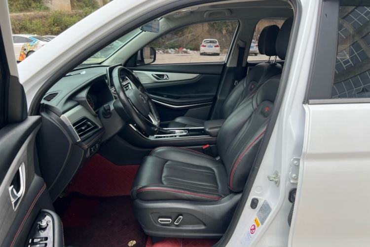 Used CHANGAN CS75 2018 280T Automatic Smart Edition China V-standard Interior 2