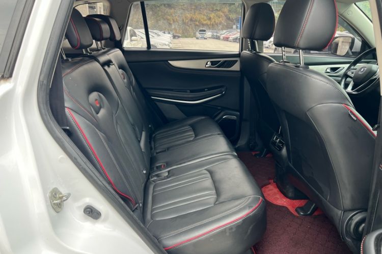 Used CHANGAN CS75 2018 280T Automatic Smart Edition China V-standard Interior 3