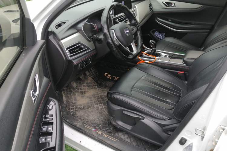 Used CHANGAN CS75 2018 280T Manual Smart Edition China V Standard Interior 3