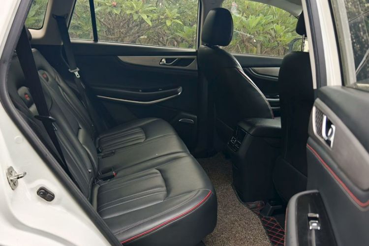 Used CHANGAN CS75 2018 280T Automatic Smart Edition China V-standard Interior 6