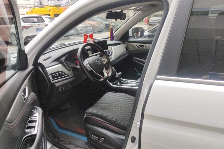 Used CHANGAN CS75 2018 280T Automatic Smart Edition China V-standard Left Front Seat