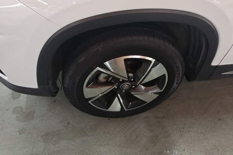 Used CHANGAN CS75 2018 280T Automatic Smart Edition China V-standard Left Front Wheel Hub