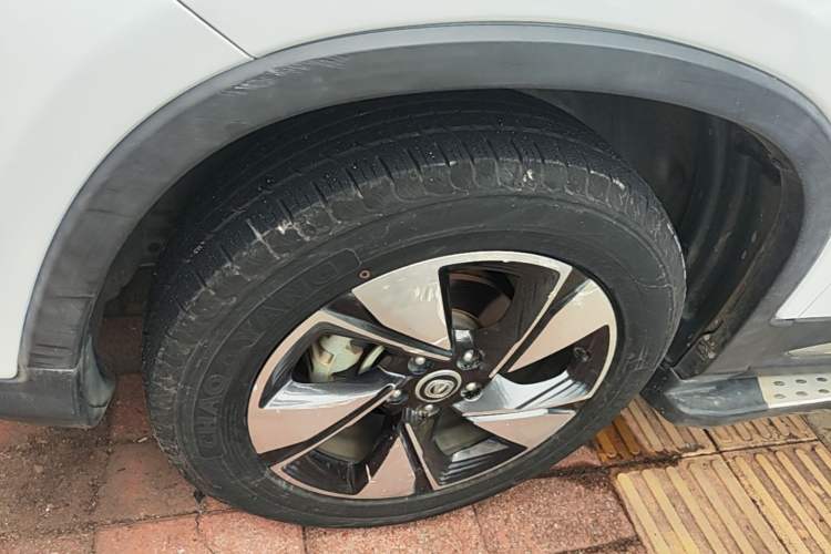 Used CHANGAN CS75 2018 280T Automatic Smart Edition China V-standard Left Front Wheel Hub