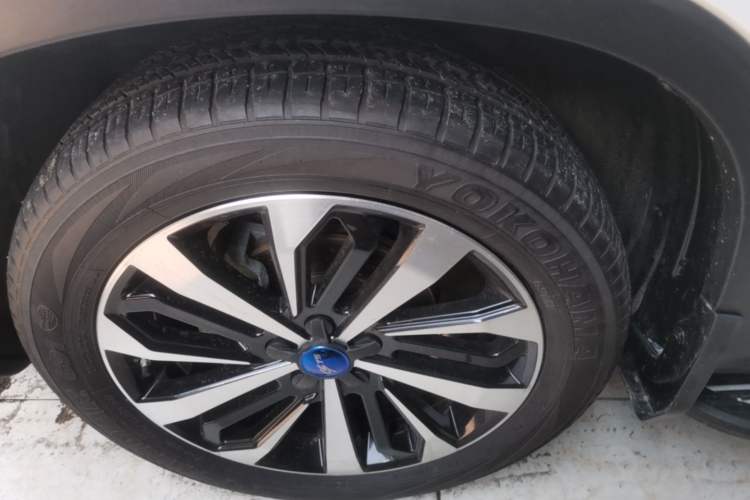 Used CHANGAN CS75 2018 280T Automatic Yazi Model China V Standard Left Front Wheel Hub