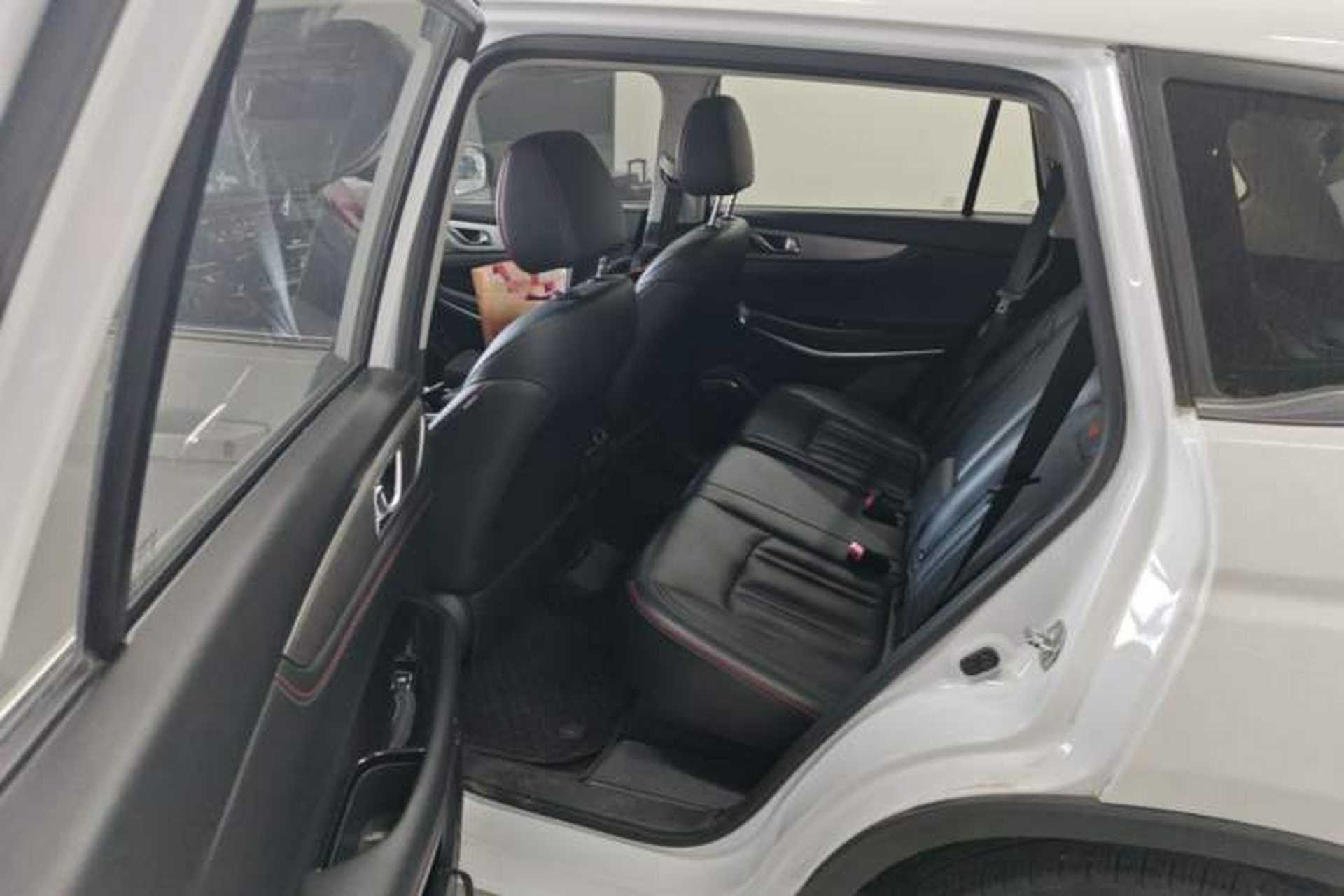 Used CHANGAN CS75 2018 280T Automatic Smart Edition China V-standard Left Rear Seat