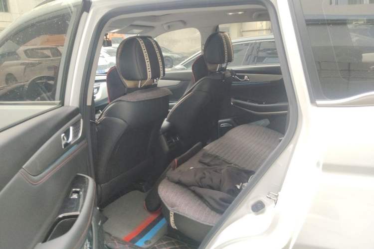Used CHANGAN CS75 2018 280T Automatic Smart Edition China V-standard Left Rear Seat