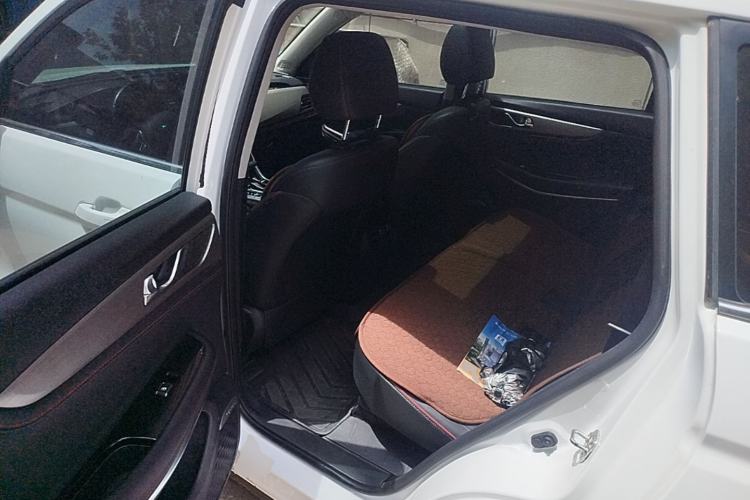 Used CHANGAN CS75 2018 280T Automatic Smart Edition China V-standard Left Rear Seat