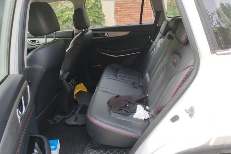 Used CHANGAN CS75 2018 280T Automatic Smart Edition China V Standard Left Rear Seat
