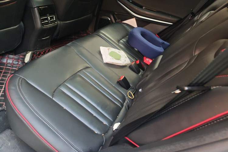 Used CHANGAN CS75 2018 280T Automatic Luxury Edition China V Standard Left Rear Seat