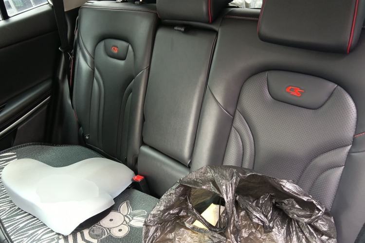 Used CHANGAN CS75 2018 280T Automatic Yazi Model China V Standard Left Rear Seat