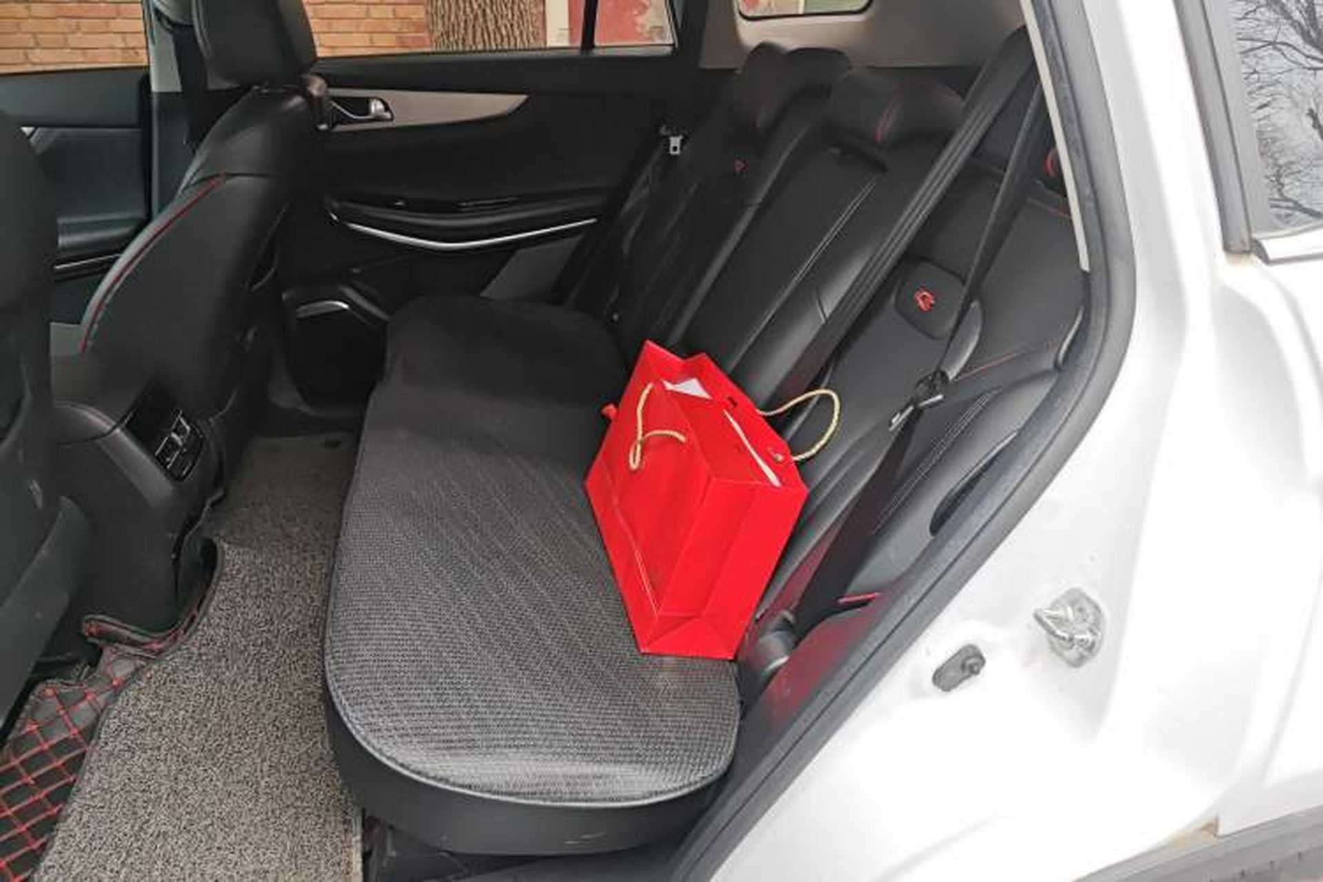 Used CHANGAN CS75 2018 280T Automatic Smart Model China V Standard Left Rear Seat