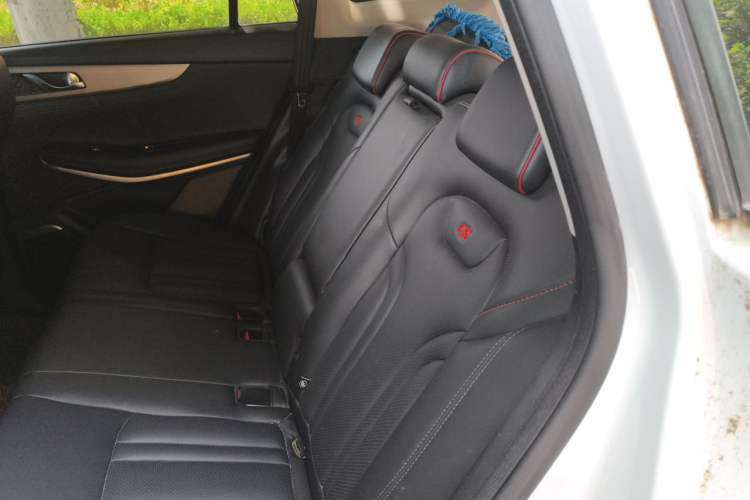 Used CHANGAN CS75 2018 280T Manual Elite Version China V Standard Left Rear Seat