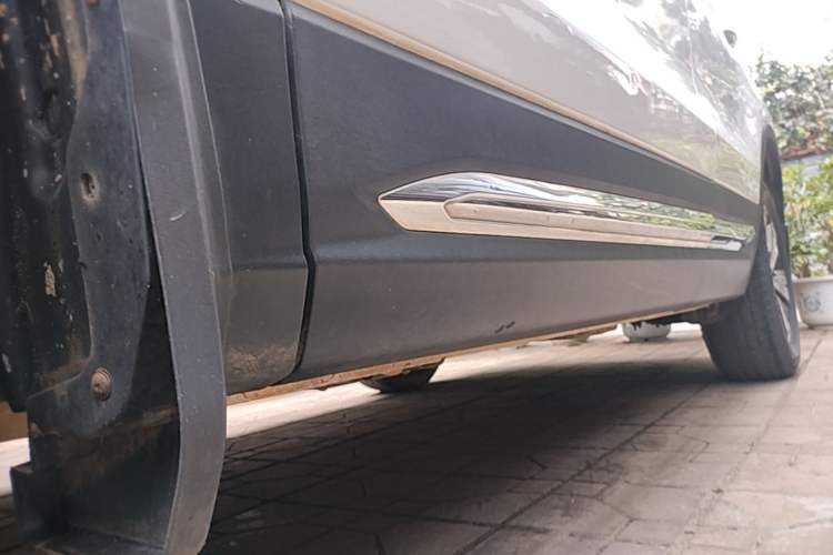 Used CHANGAN CS75 2018 280T Manual Smart Edition China V Standard Left Side Sill