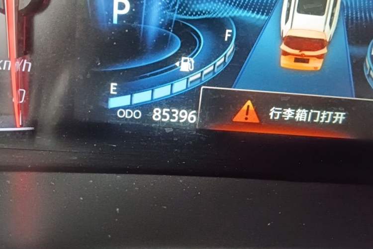 Used CHANGAN CS75 2018 280T Automatic Smart Edition China V-standard Odometer Close Up