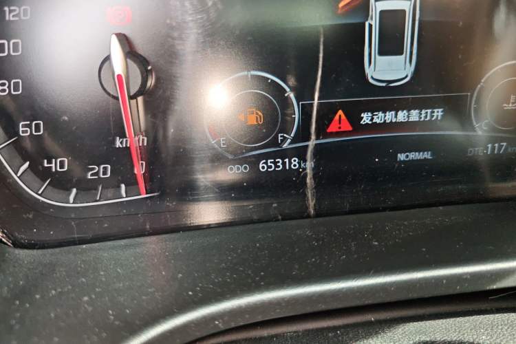 Used CHANGAN CS75 2018 280T Manual Elite Version China V Standard Odometer Close Up