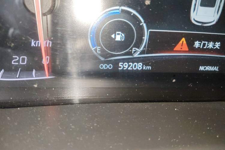 Used CHANGAN CS75 2018 280T Manual Elite Version China V Standard Odometer Close Up