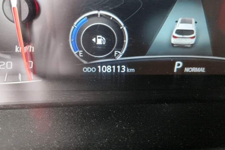 Used CHANGAN CS75 2018 280T Automatic Smart Edition China V-standard Odometer Close Up