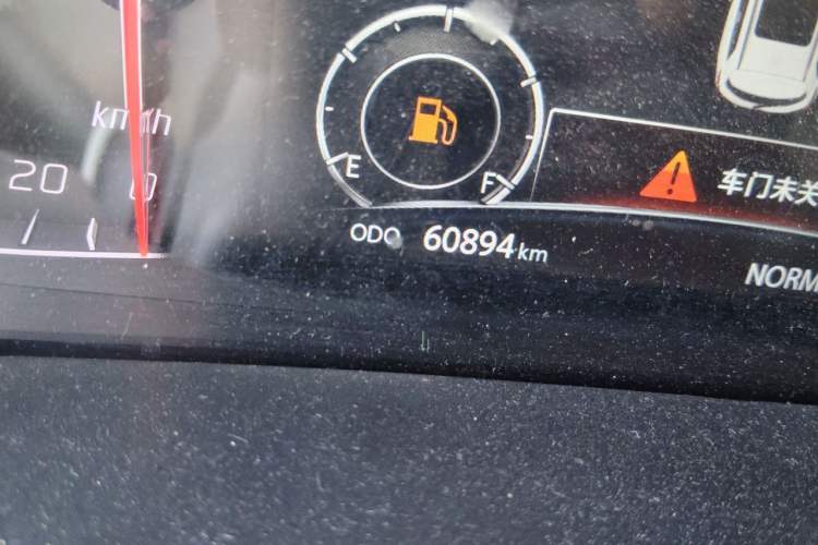 Used CHANGAN CS75 2018 280T Manual Elite Version China V Standard Odometer Close Up