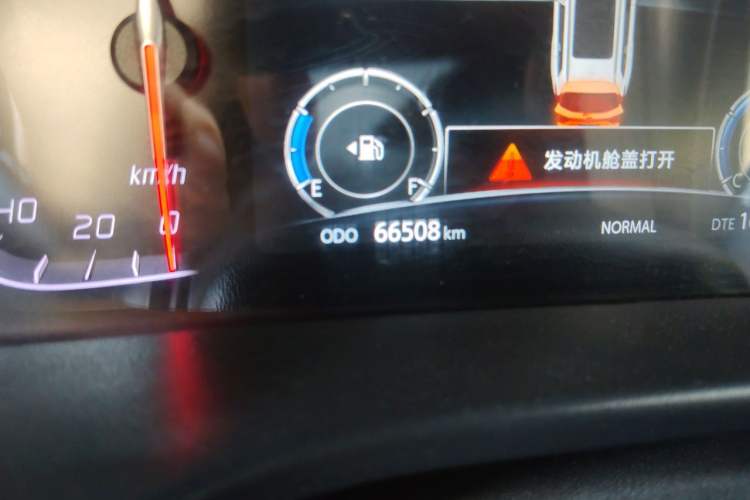 Used CHANGAN CS75 2018 280T Manual Smart Edition China V Standard Odometer Close Up