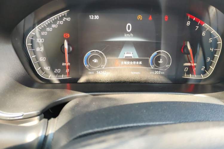 Used CHANGAN CS75 2018 280T Manual Elite Version China V Standard Odometer Close Up