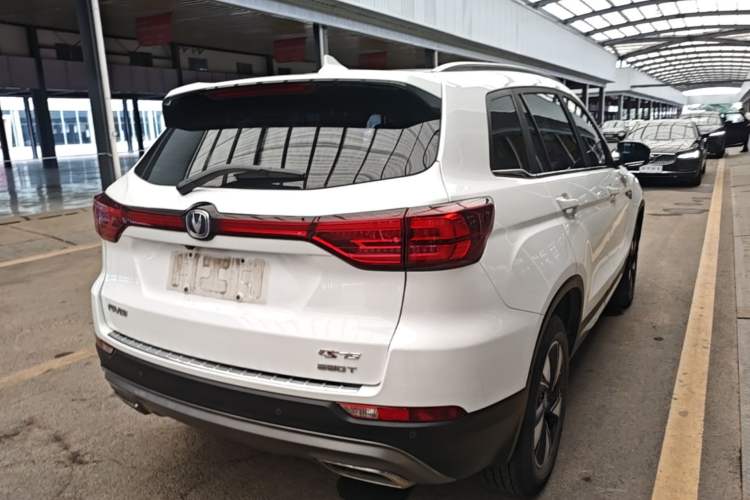 Used CHANGAN CS75 2018 280T Automatic Smart Edition China V-standard Rear Right 45 Deg