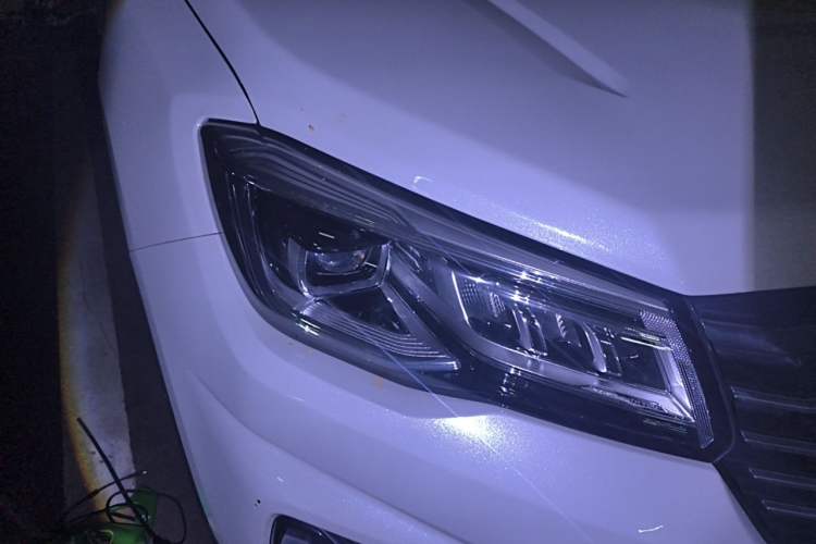 Used CHANGAN CS75 2018 280T Automatic Smart Edition China V-standard Right Front Headlight