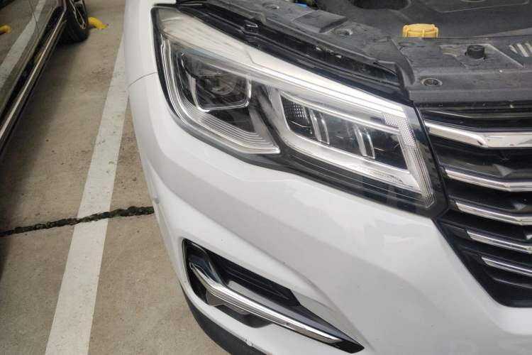 Used CHANGAN CS75 2018 280T Automatic Smart Edition China V-standard Right Front Headlight