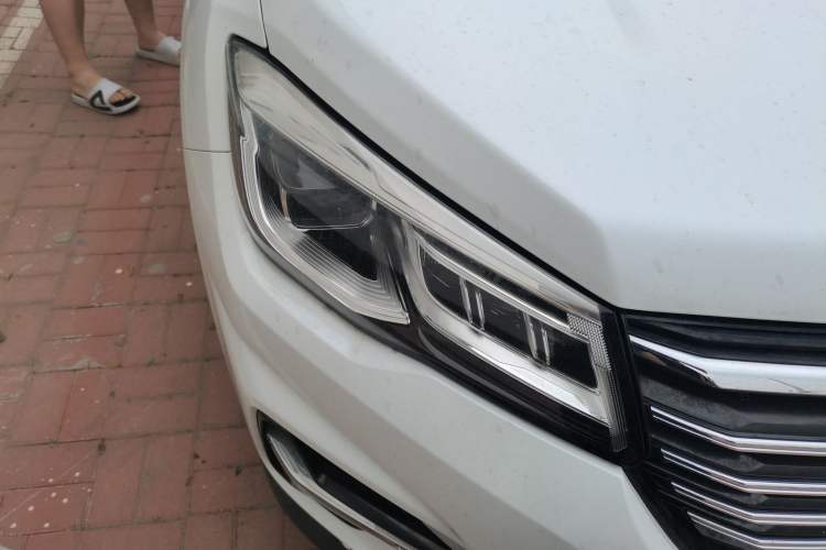 Used CHANGAN CS75 2018 280T Automatic Smart Model China V Standard Right Front Headlight