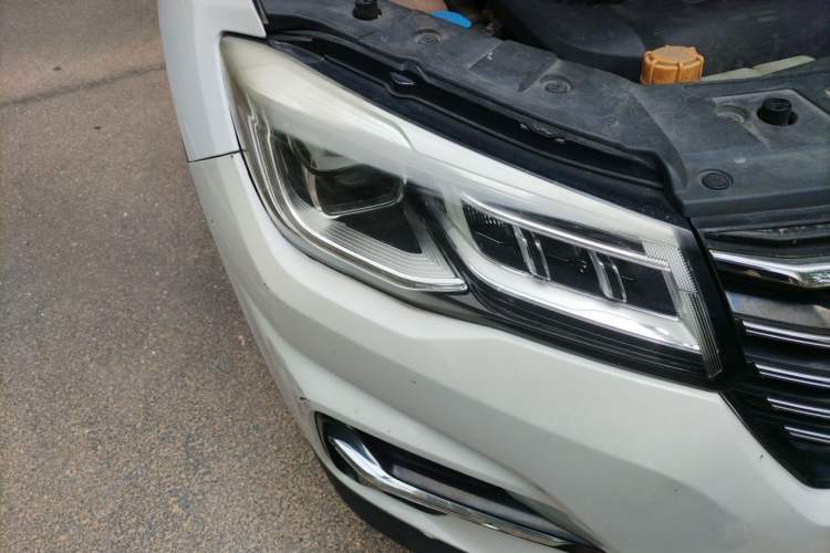 Used CHANGAN CS75 2018 280T Automatic Smart Edition China V-standard Right Front Headlight