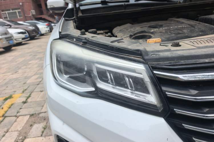 Used CHANGAN CS75 2018 280T Automatic Smart Edition China V-standard Right Front Headlight