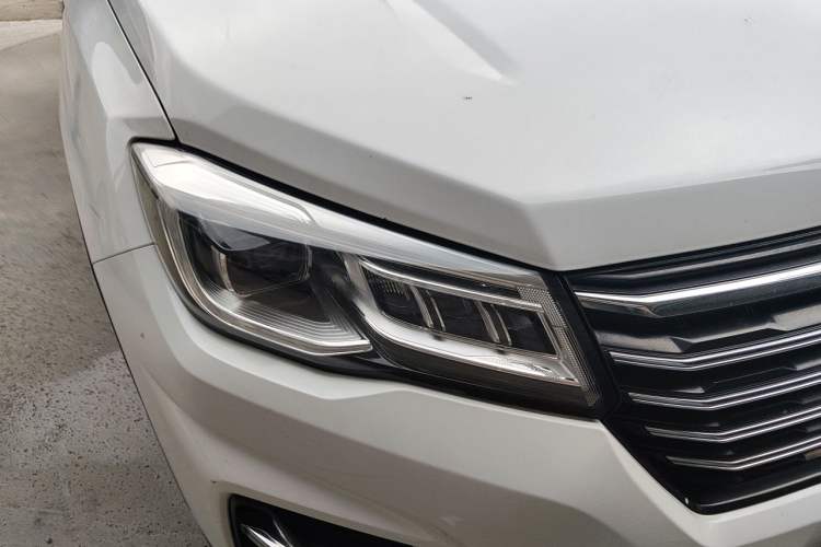 Used CHANGAN CS75 2018 280T Automatic Smart Edition China V-standard Right Front Headlight