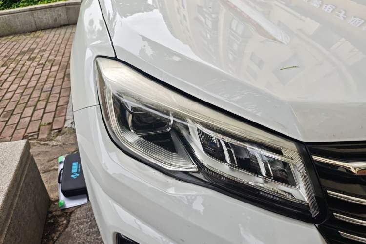 Used CHANGAN CS75 2018 280T Automatic Smart Edition China V Standard Right Front Headlight