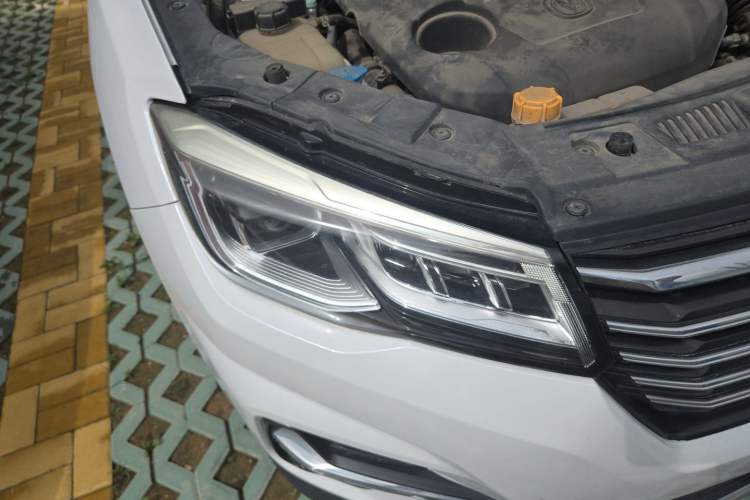 Used CHANGAN CS75 2018 280T Automatic Smart Edition China V-standard Right Front Headlight