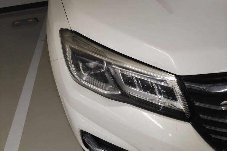 Used CHANGAN CS75 2018 280T Automatic Smart Edition China V Standard Right Front Headlight