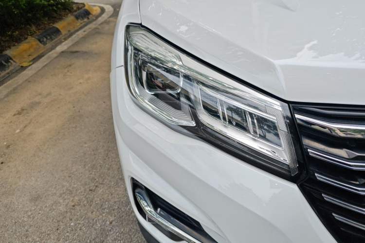 Used CHANGAN CS75 2018 280T Automatic Yazi Model China V Standard Right Front Headlight