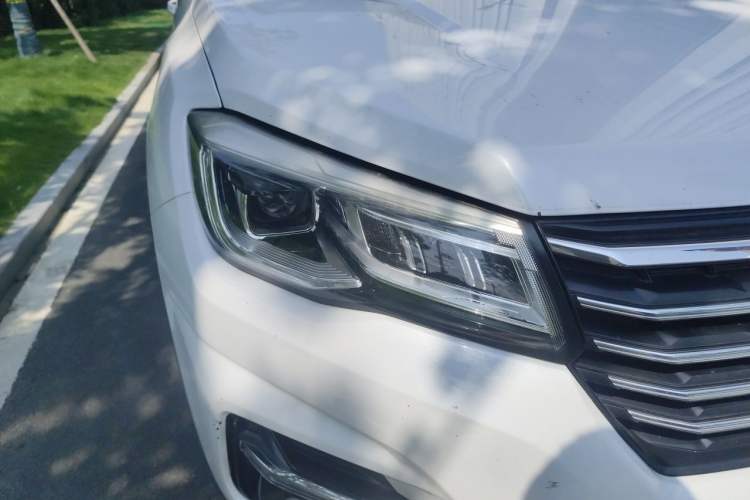 Used CHANGAN CS75 2018 280T Automatic Smart Edition China V-standard Right Front Headlight