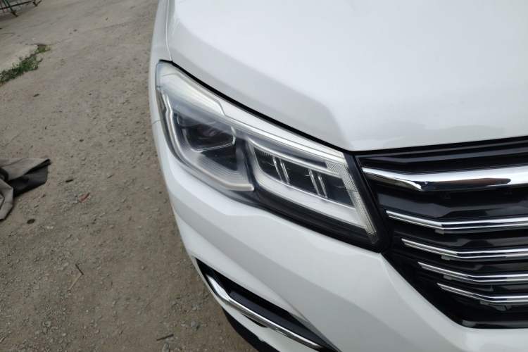 Used CHANGAN CS75 2018 280T Manual Elite Version China V Standard Right Front Headlight