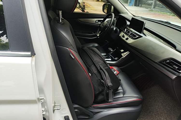 Used CHANGAN CS75 2018 280T Automatic Smart Edition China V-standard Right Front Seat