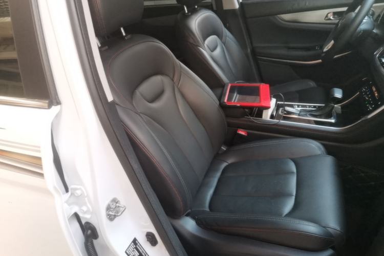 Used CHANGAN CS75 2018 280T Automatic Yazi Model China V Standard Right Front Seat