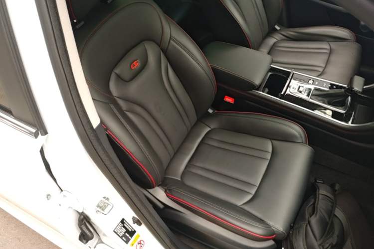 Used CHANGAN CS75 2018 280T Automatic Smart Edition China V-standard Right Front Seat