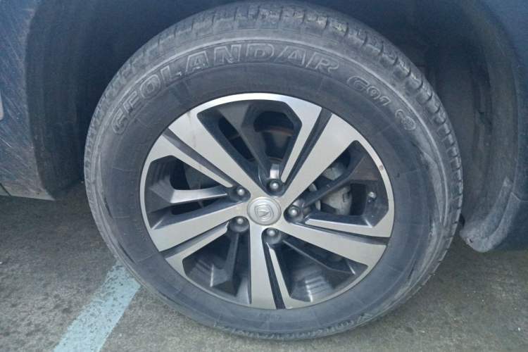 Used CHANGAN CS75 2018 280T Manual Elite Version China V Standard Right Front Wheel Hub