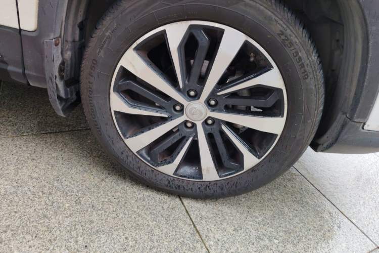 Used CHANGAN CS75 2018 280T Automatic Yazi Model China V Standard Right Front Wheel Hub