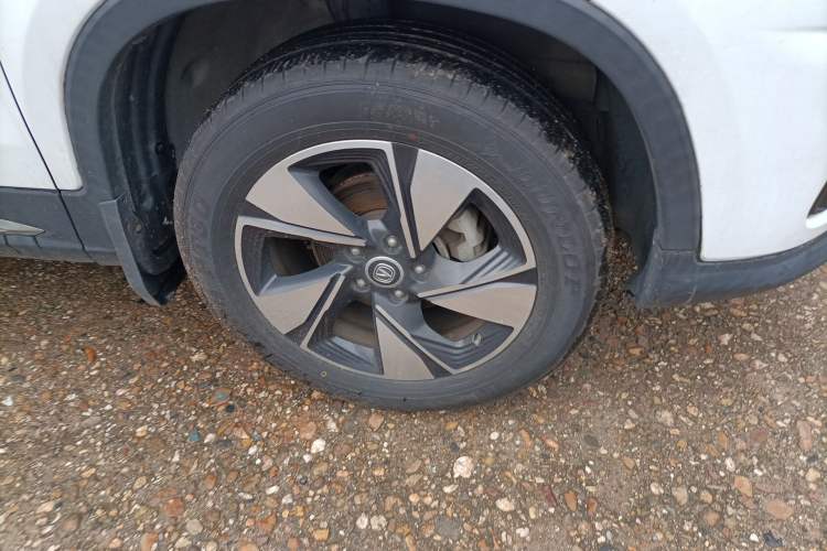 Used CHANGAN CS75 2018 280T Automatic Smart Edition China V-standard Right Front Wheel Hub
