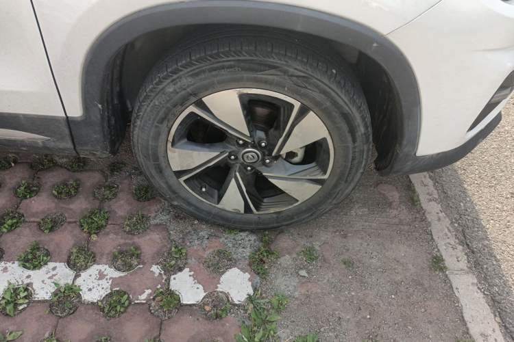 Used CHANGAN CS75 2018 280T Automatic Smart Edition China V-standard Right Front Wheel Hub
