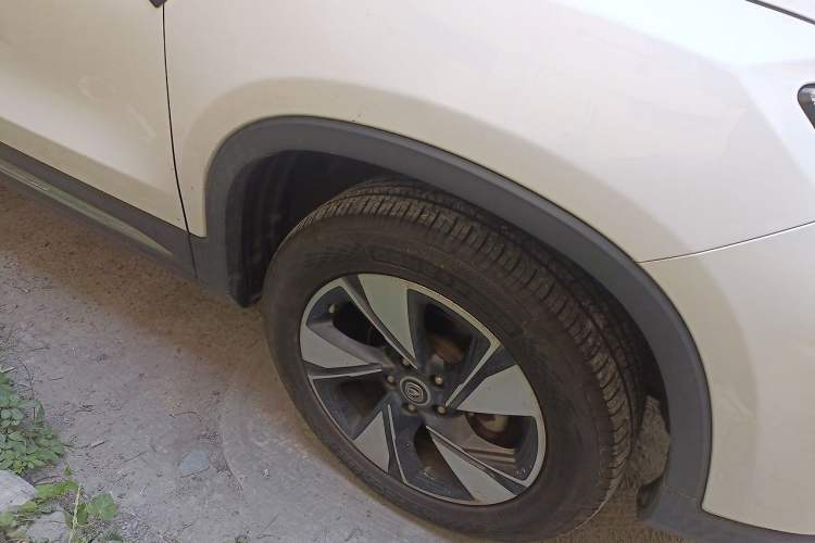Used CHANGAN CS75 2018 280T Automatic Smart Edition China V-standard Right Front Wheel Hub