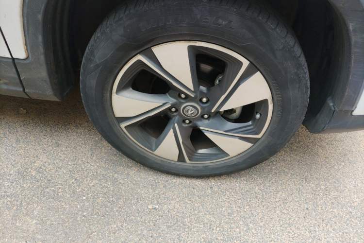 Used CHANGAN CS75 2018 280T Automatic Smart Edition China V-standard Right Front Wheel Hub