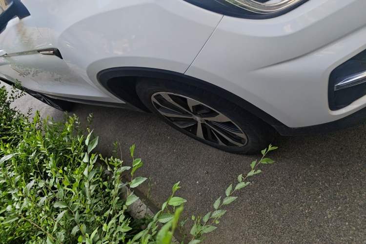 Used CHANGAN CS75 2018 280T Automatic Yazi Model China V Standard Right Front Wheel Hub